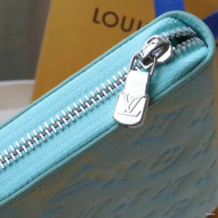 LV Bag 2209DJ0069 0801
